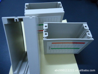 其他接续设备详解 从双联光缆定位器到停车场SC插条